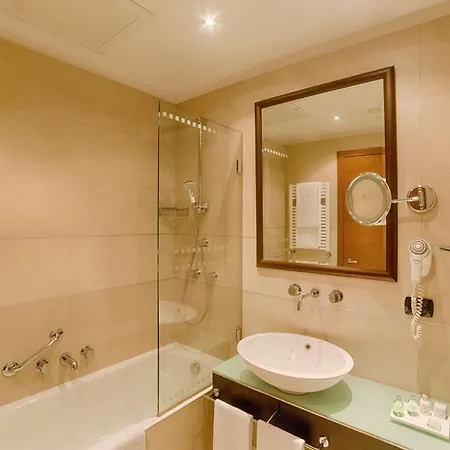 Hotel Nh Milano 2