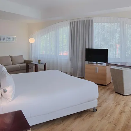 Nh Milano 2 Hotel 4*
