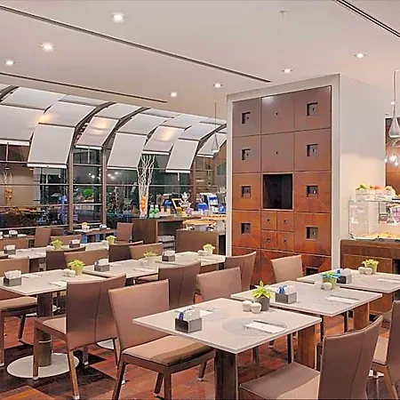 Hotel Nh Milano 2 4*