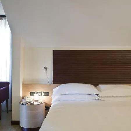 Otel Nh Milano 2 4*