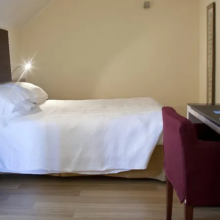 Nh Milano 2 Otel 4*